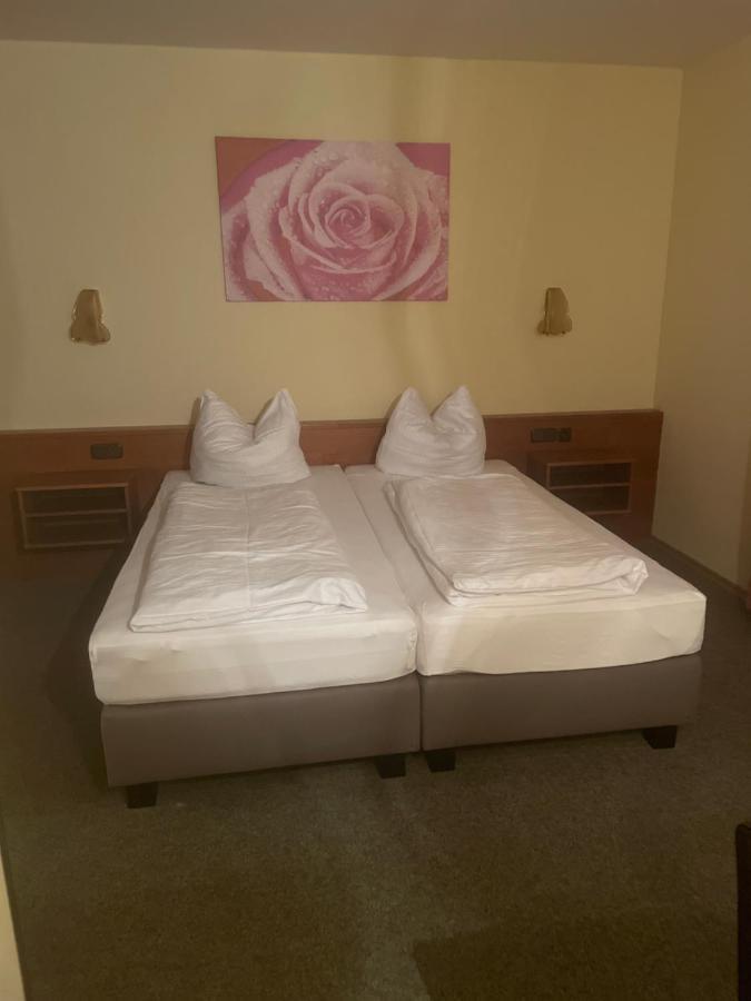 Hotel Zur Post Fromel 부흘베르크 외부 사진